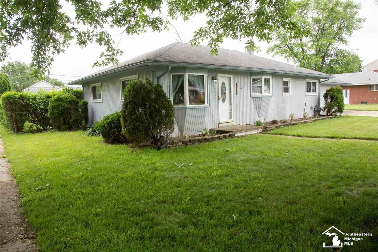 Primary Photo - 17205 Arlington Ave