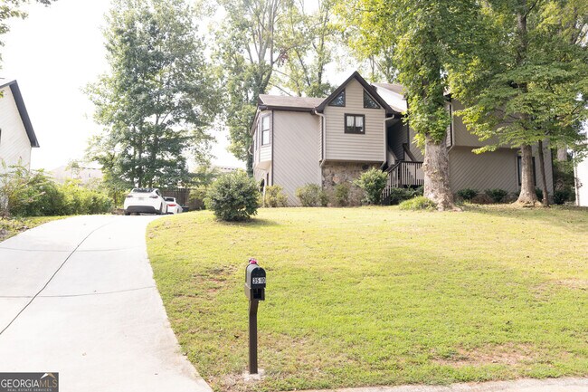 Foto del edificio - 3510 Yarmouth Hill