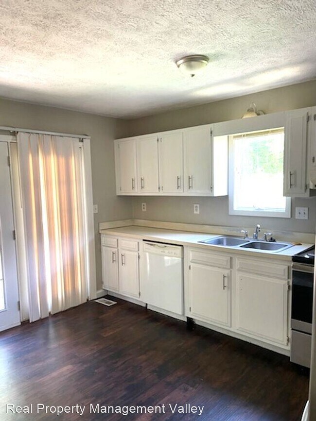 Building Photo - 3 br, 1 bath House - 26 Valley Hill Drive