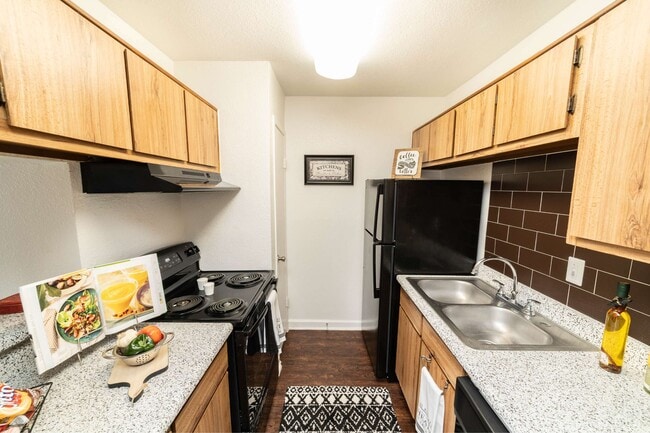 Building Photo - Somerset