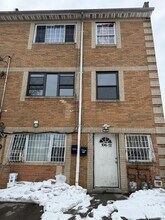 Building Photo - 106-12 156th St