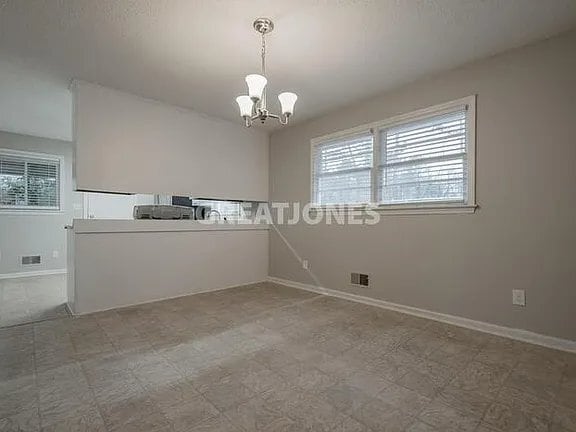 Building Photo - 321 Briercliff Dr
