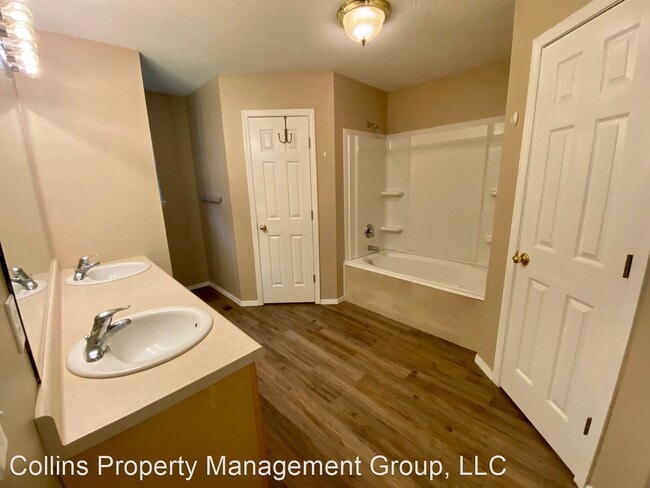 Building Photo - 3 br, 2 bath House - 2923 E Bradford St
