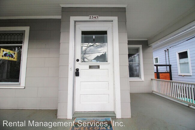 Foto del edificio - 4 br, 2 bath House - 2345 SE Salmon St
