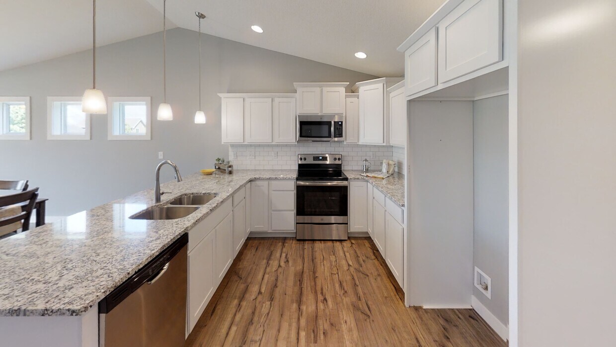 Primary Photo - Caymus Park Villas