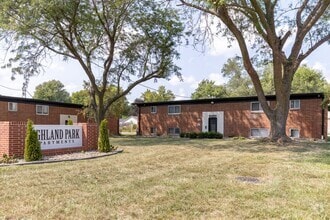 Building Photo - 1246 E Seneca Ave