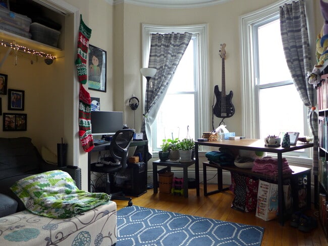 Building Photo - 7 Sewall St