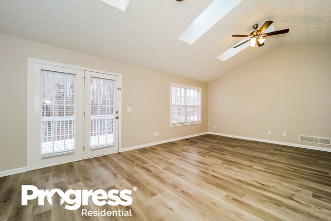 Foto del edificio - 2682 Owens Dr