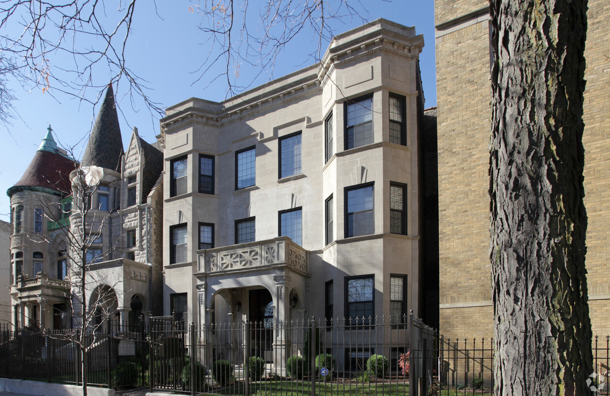 Foto principal - Bronzeville Apartments