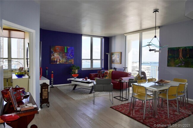 Building Photo - 701 Brickell Key Blvd