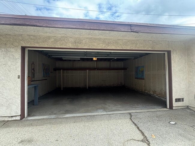 Building Photo - 361 E Santa Anita Ave