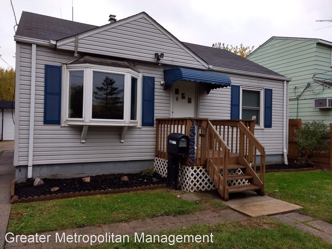 13523 Wainfleet Ave, Cleveland, OH 44135 House Rental in Cleveland