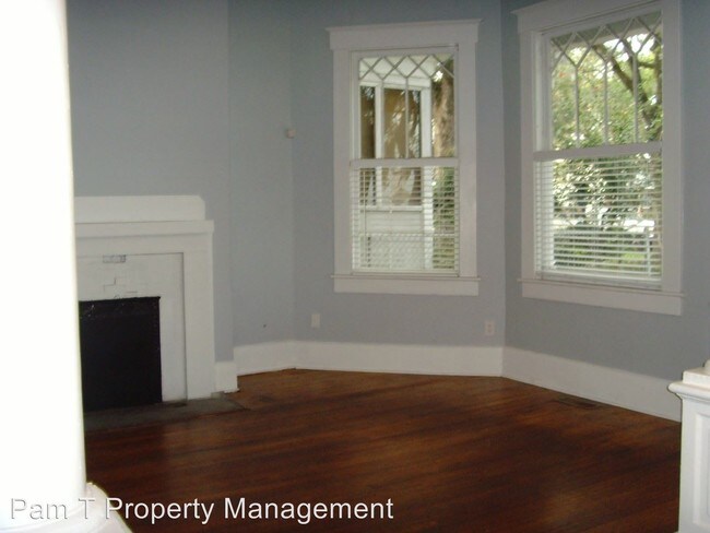 Building Photo - 3 br, 1.5 bath House - 307 East 31st Street