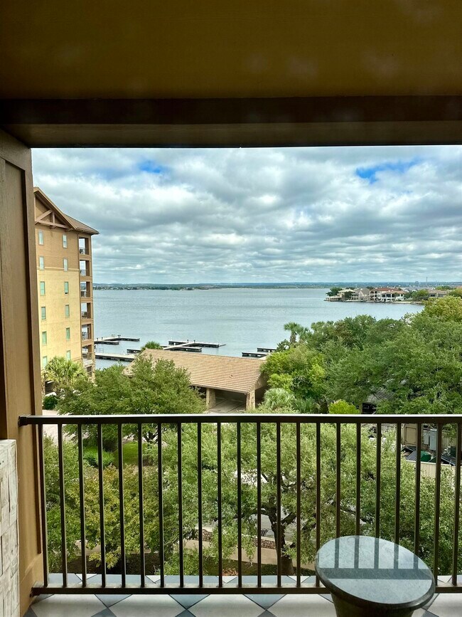 101 W Bank, Horseshoe Bay, TX 78657 Condo for Rent in Horseshoe Bay, TX