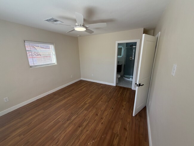 Foto del edificio - 1827 E Linden St