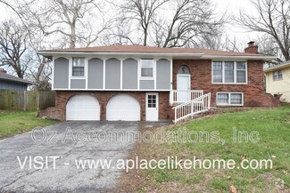 Building Photo - 13828 Bennington Ave