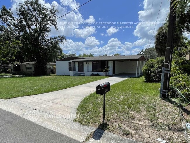 Building Photo - 207 Redwood Ave