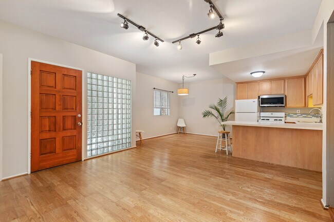 Foto del edificio - 1535 18th St