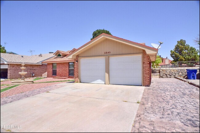 Foto del edificio - 11645 Gordon Cooper Ln