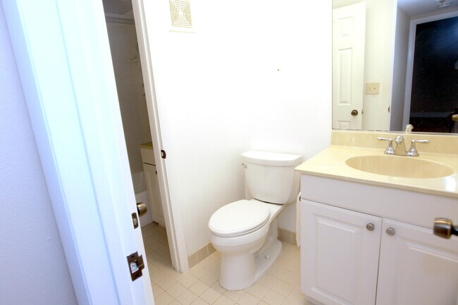 Foto del edificio - 632 NW 13th St