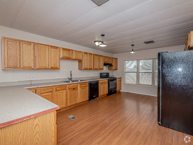 Building Photo - 2096 S Nelson Dr