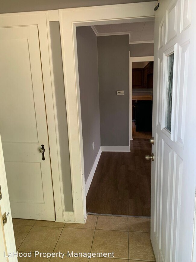 Foto del edificio - 2 br, 1 bath House - 3650 N Leroy Ave