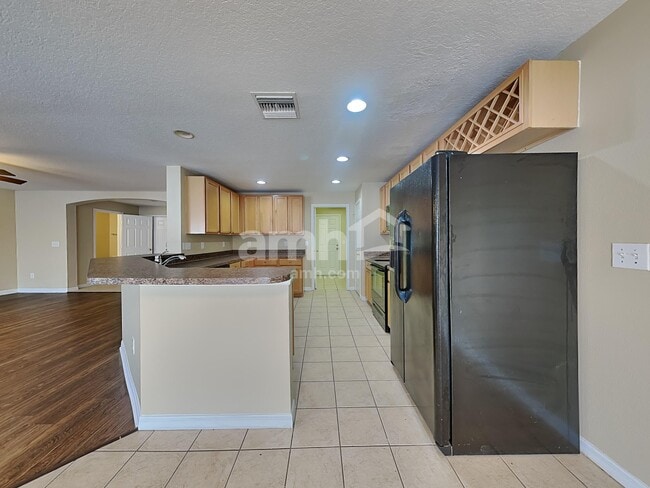 Building Photo - 12012 Citrus Leaf Dr