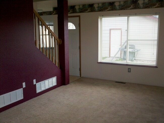 Building Photo - House in Canyon Creek Village.