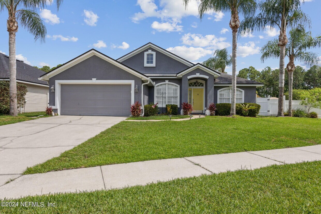 Foto principal - 13260 Bonaparte Ln