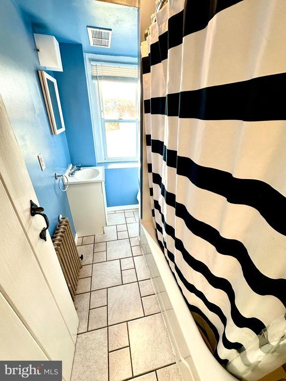 Foto del edificio - 4672 Umbria St