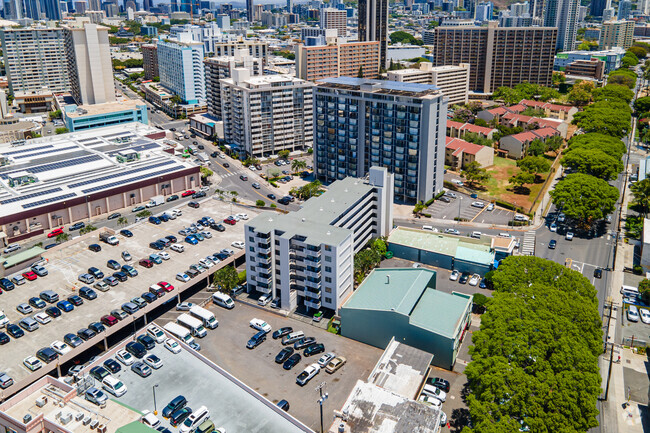 Aerial Photo - Holiday Terrace