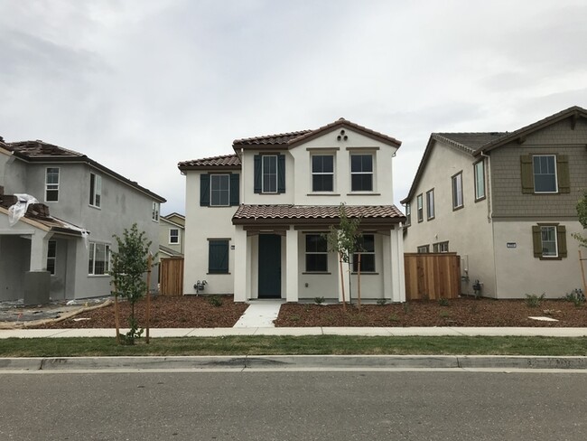 Foto del edificio - Welcome to Natomas Field.