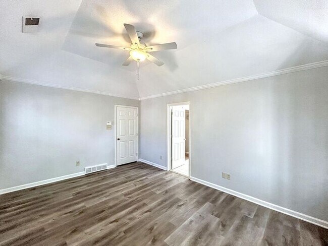 Building Photo - 1474 Wood Trail Cir