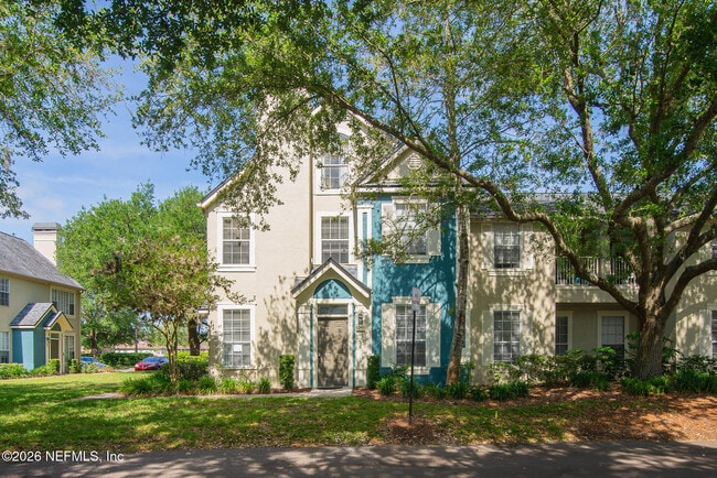 Building Photo - 13703 Richmond Park Dr N
