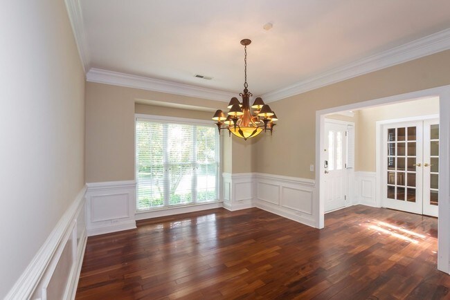 Foto del edificio - 7000 Weddington Brook Dr