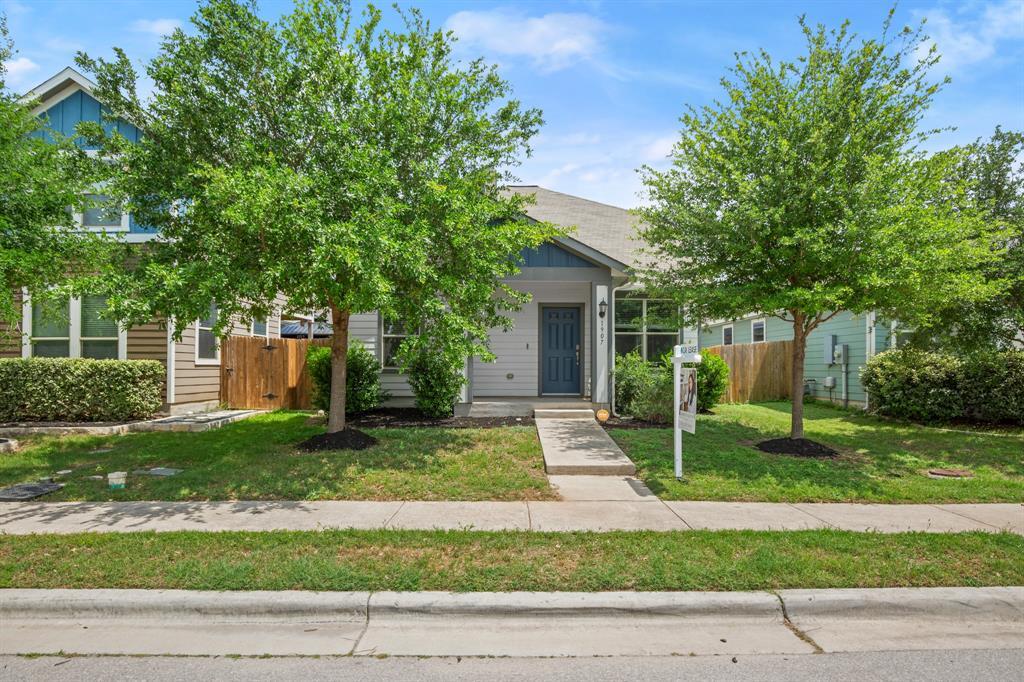Foto principal - 1907 Rinker Ranch Dr