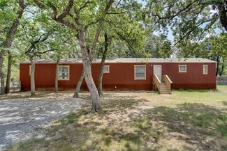 Building Photo - 1652 Sheila Dr