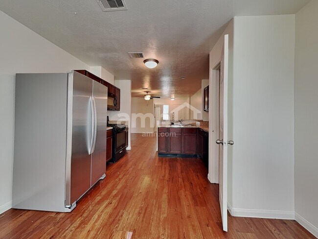Building Photo - 21627 Michaela Way