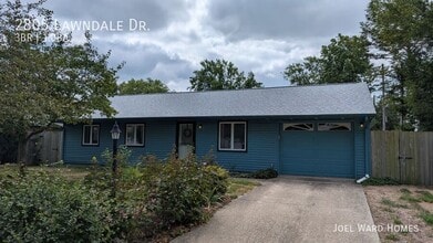 Building Photo - 2805 Lawndale Dr