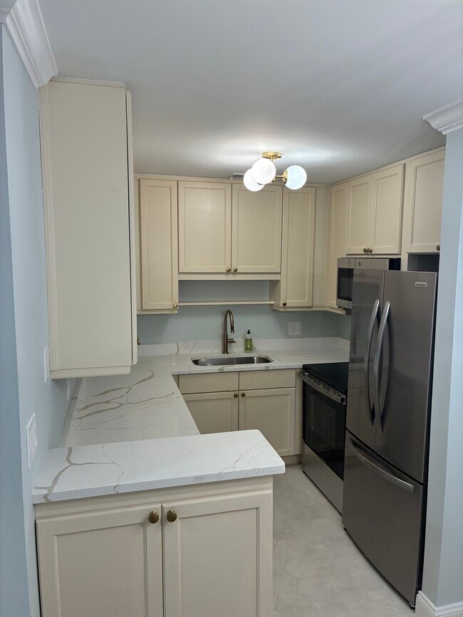 Foto del edificio - 753 Ashdale Dr