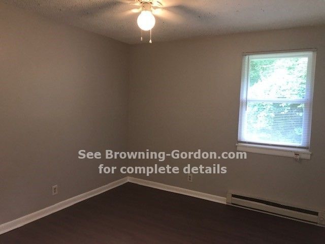 Building Photo - 3421 Elm Hill Pike