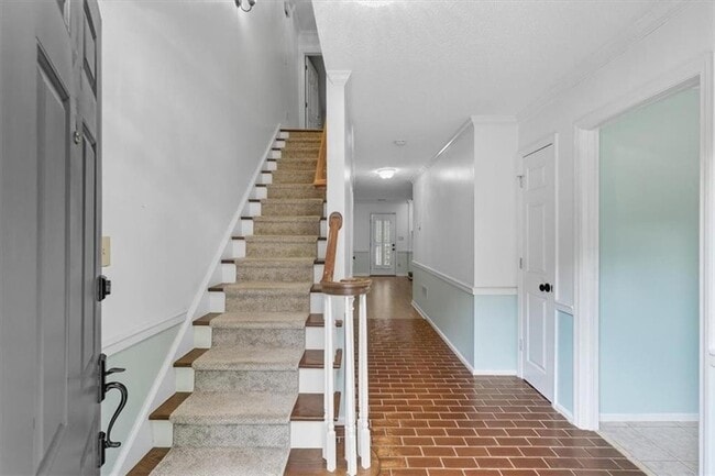 Building Photo - 1211 Whitlock Ridge Dr