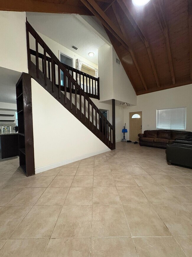 Foto del edificio - 191 NE 6th Ct