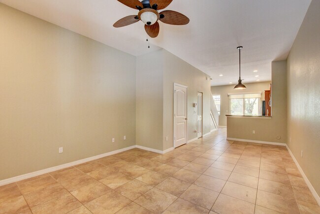 Building Photo - 480 Francesca Ridge Rd