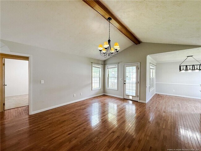 Building Photo - 7228 Beaver Run Dr