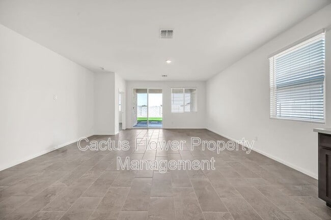 Foto del edificio - 13244 W Ranch Gate Rd