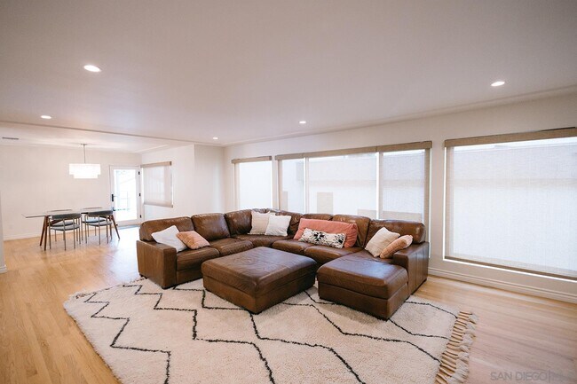 Foto del edificio - 1355 Willow St