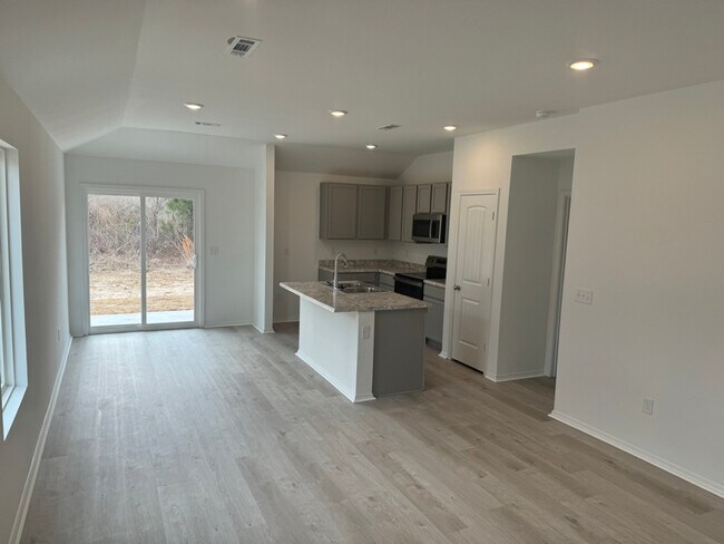 Foto del edificio - 10700 Mason Dr