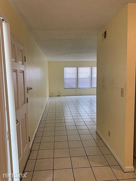 Foto del edificio - 3877 Herschel St