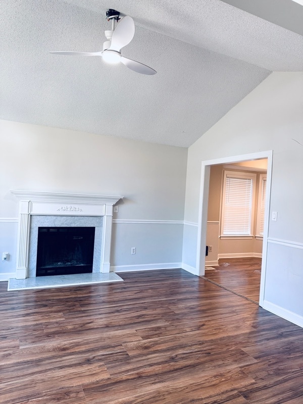 Foto del edificio - 821 Wallridge Dr